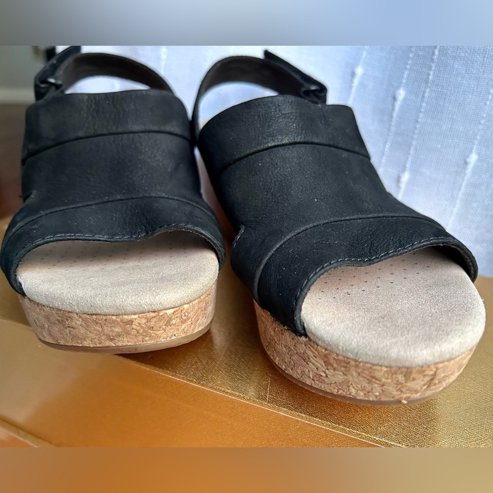 Clarks Annadel Ivory Cork Wedge 3" Platform Heel Black Leather Sandals - Picture 3 of 8